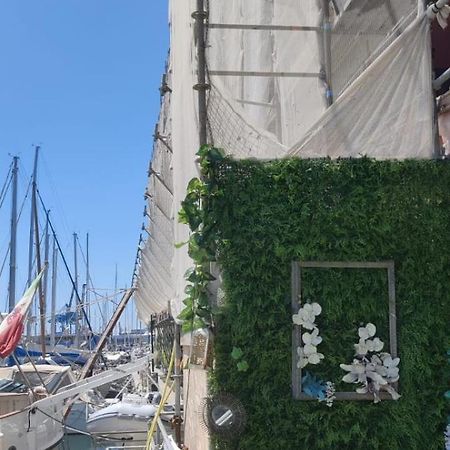 Joivy Exclusive Seaview Flat For 4, In Central Genoa Lejlighed Eksteriør billede
