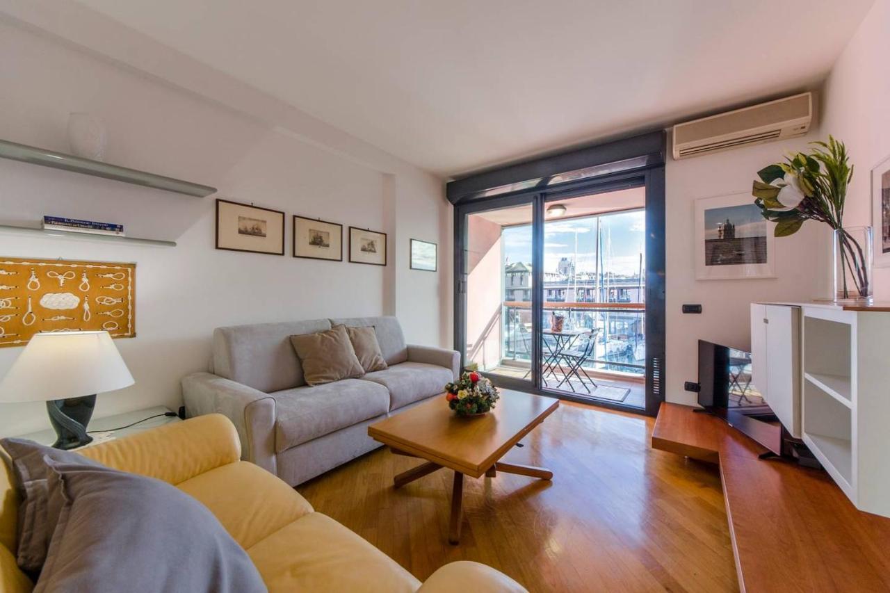 Joivy Exclusive Seaview Flat For 4, In Central Genoa Lejlighed Eksteriør billede