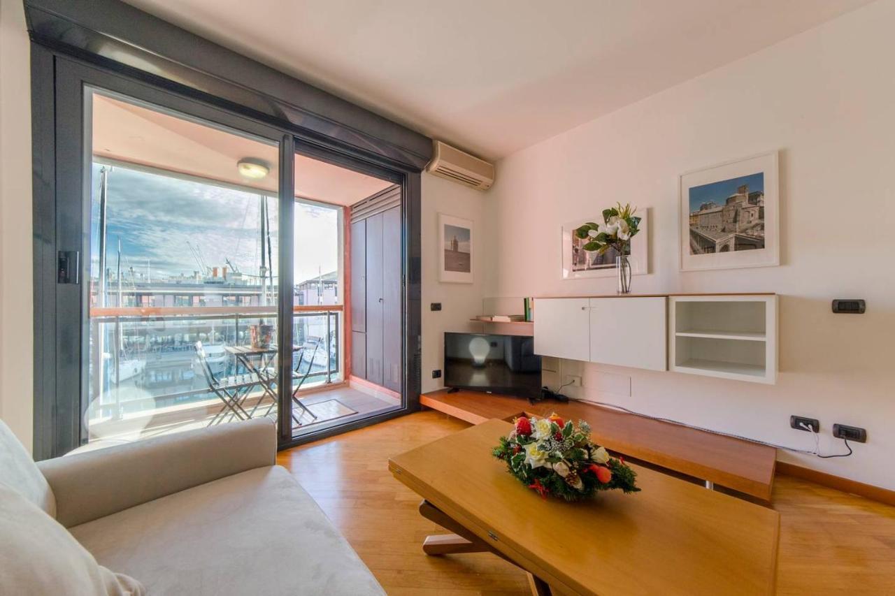 Joivy Exclusive Seaview Flat For 4, In Central Genoa Lejlighed Eksteriør billede