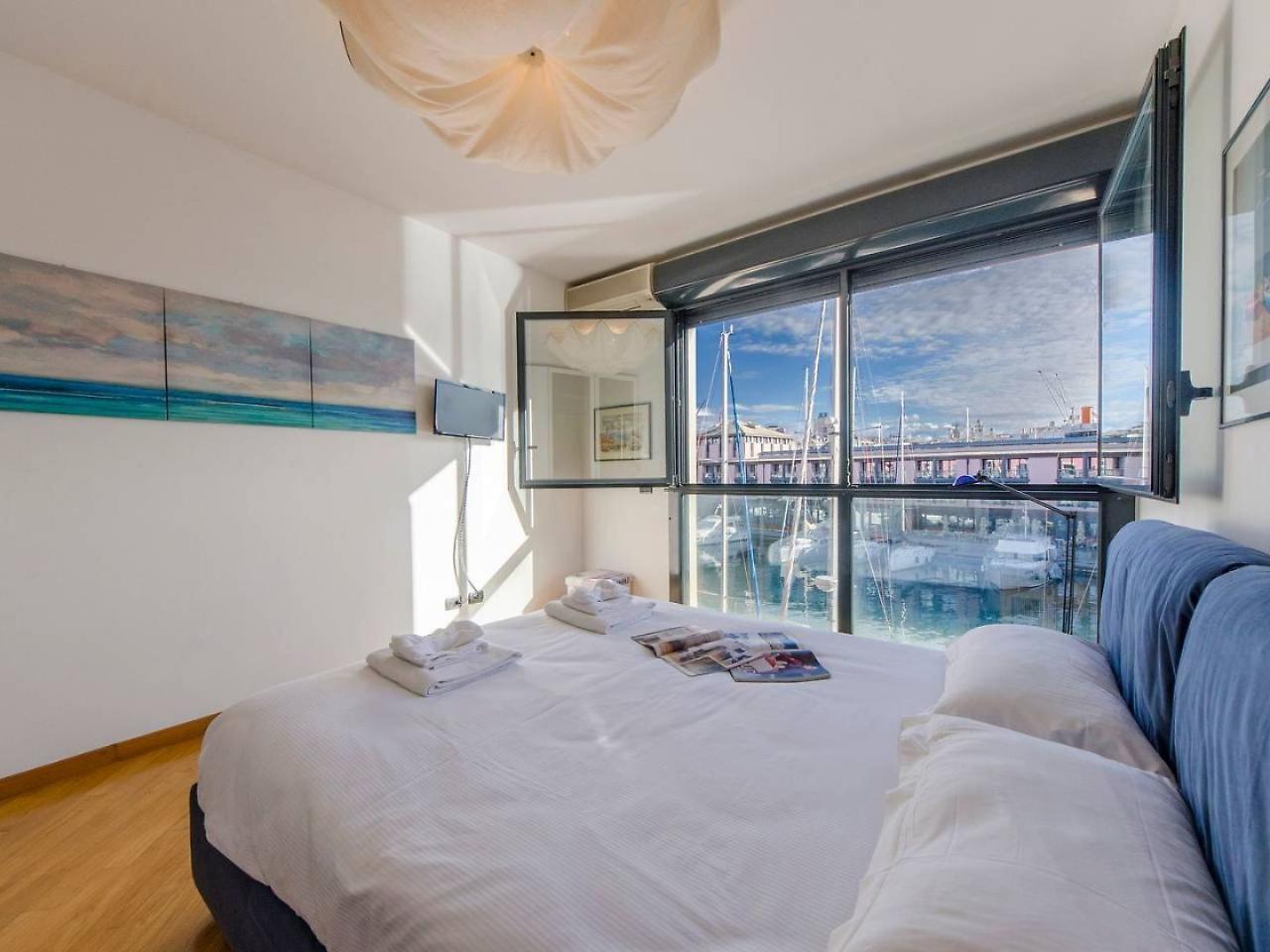 Joivy Exclusive Seaview Flat For 4, In Central Genoa Lejlighed Eksteriør billede